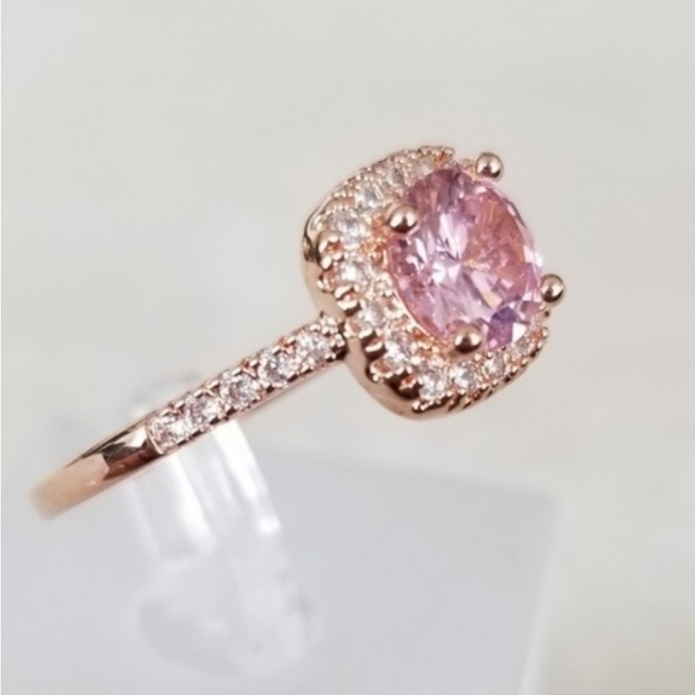 Elegant Pink Stone Women's Ring